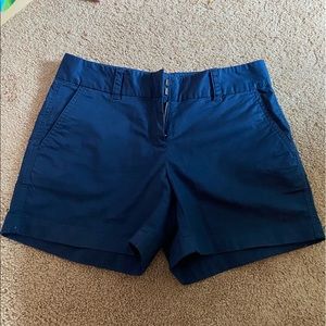 Women’s navy blue Vineyard Vines shorts